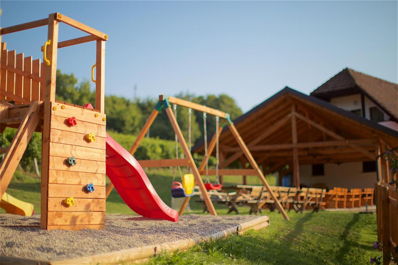 Tourist Farm Apartments Lovrec Jirsovci Екстериор снимка