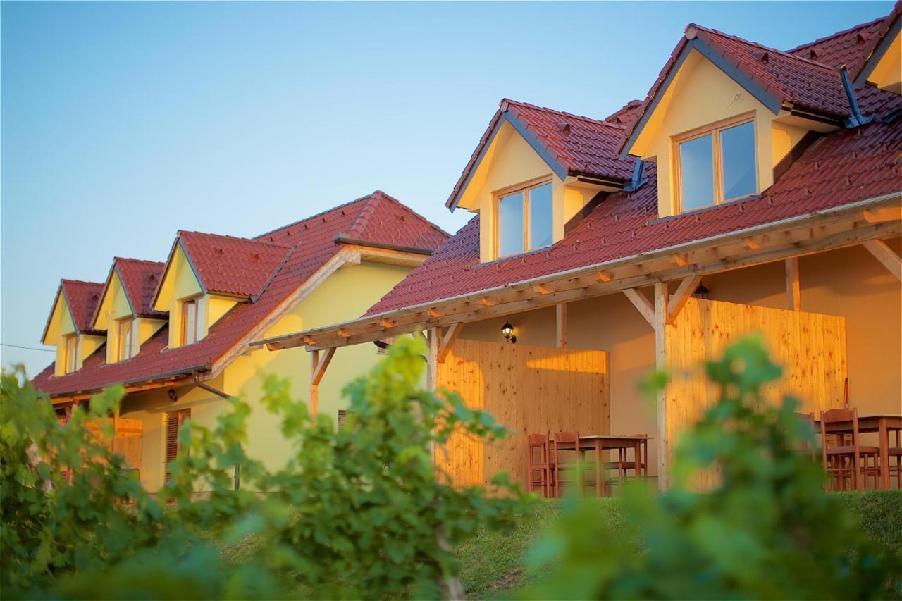 Tourist Farm Apartments Lovrec Jirsovci Екстериор снимка