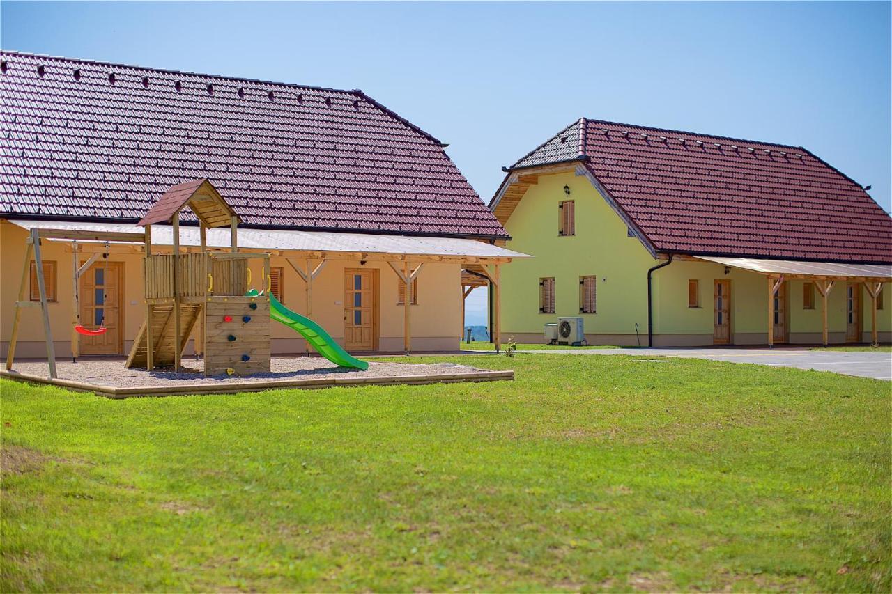Tourist Farm Apartments Lovrec Jirsovci Екстериор снимка